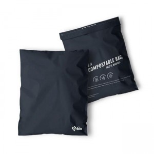 Black mailing bags